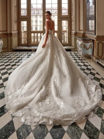 Privee by Pronovias #Ammolite #2 thumbnail
