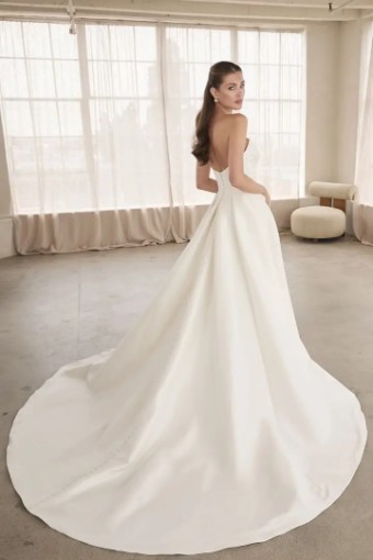 Casablanca Bridal #LORRAINE LE156 #1 thumbnail